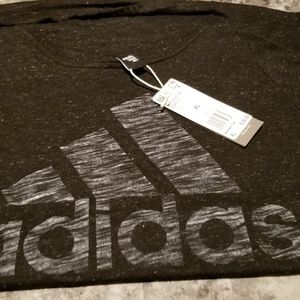 Adidas t shirt